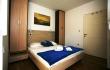 Apartamento estudio OBALA 2 en   APARTAMENTOS EN LA COSTA, alojamiento privado en Igalo, Montenegro